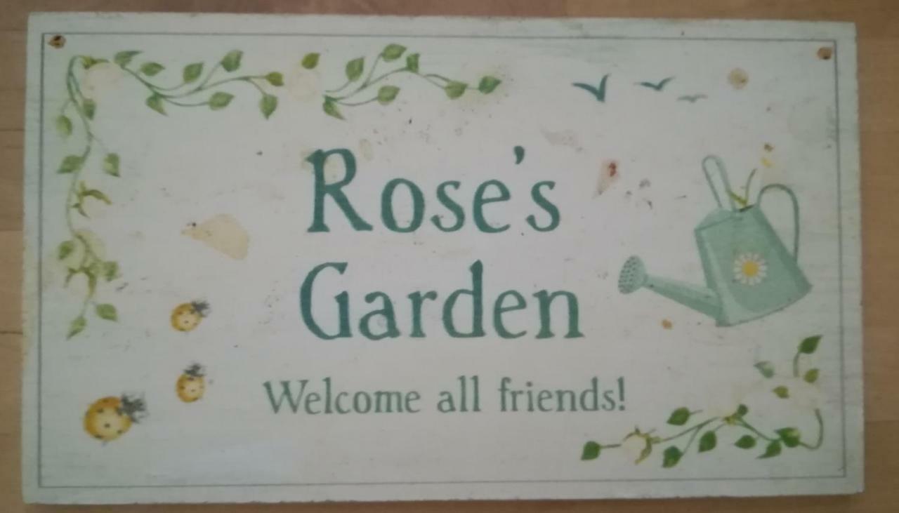 Rose'S Garden - Zona Tranquilla - Vicino Torino Daire Pino Torinese Dış mekan fotoğraf